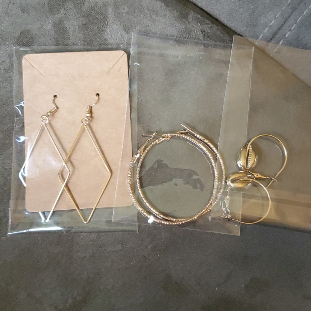 3 pair of earrings